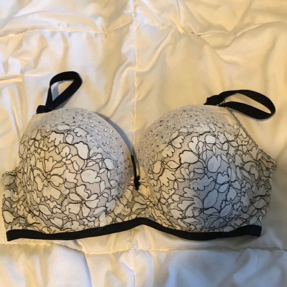 Victoria Secret rhinestone push up bra white 34DD